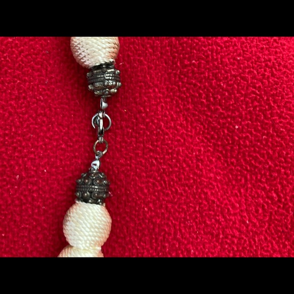 Unique Chunky Navy/Cream Necklace - Picture 3 of 3